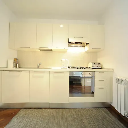 Central Rome Suites Appartamento *